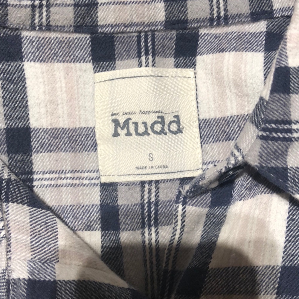 Flannel - Picture 3 of 5